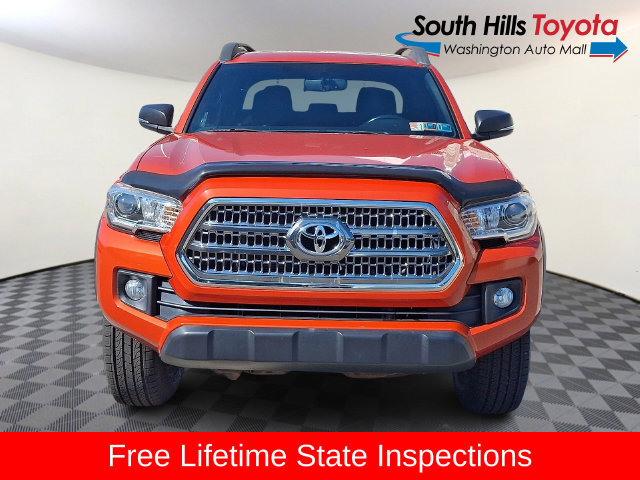 Used 2017 Toyota Tacoma TRD Off-Road w/ Tow Package (A/T) AWD/4WD image 2
