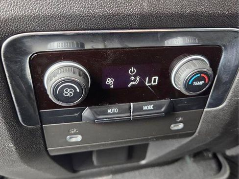 Certified 2023 Chevrolet Tahoe Z71 AWD/4WD image 15