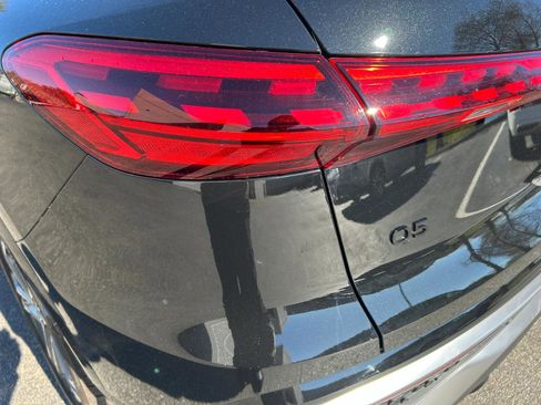 Certified 2025 Audi Q5 Premium Plus w/ Premium Plus image 9
