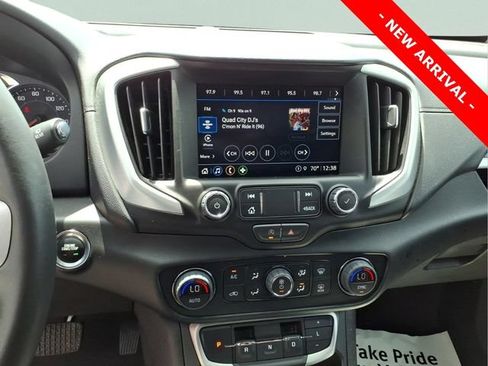Used 2022 GMC Terrain SLT w/ Tech Package AWD/4WD image 20