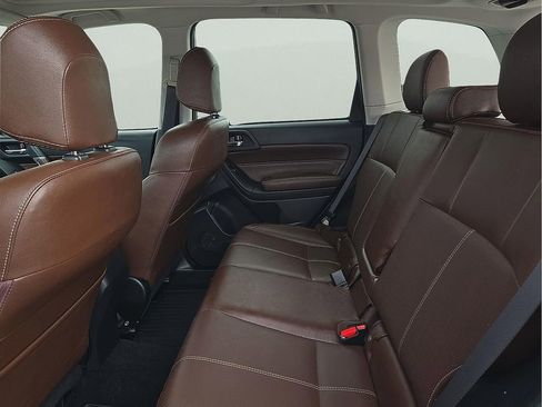 Used 2018 Subaru Forester 2.5i Touring w/ Popular Package #2 image 10