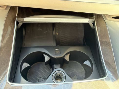 Used 2023 BMW X6 xDrive40i w/ Executive Package AWD/4WD image 35