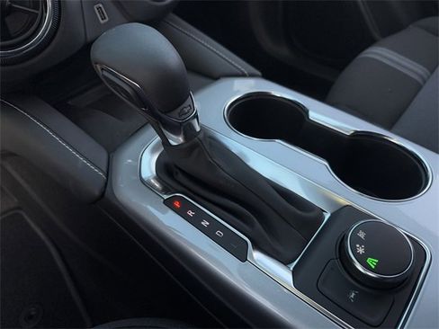 New 2025 Chevrolet Blazer LT w/ Convenience Package image 16