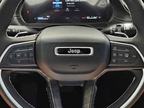 New 2026 Jeep Grand Cherokee Altitude RWD image 20