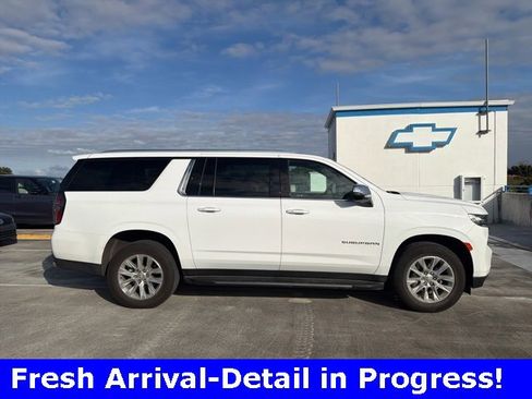 Used 2024 Chevrolet Suburban Premier image 23
