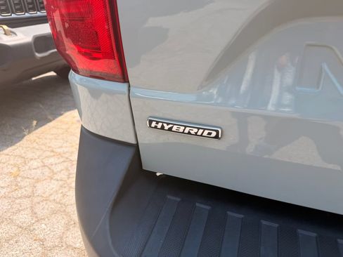 Used 2024 Ford Maverick XL FWD image 13