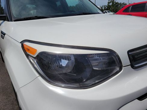 Used 2019 Kia Soul + FWD image 3
