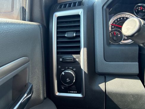 Used 2016 RAM 1500 Big Horn AWD/4WD image 30