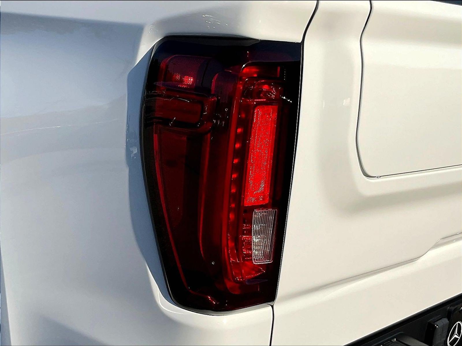 Used 2024 GMC Sierra 1500 AT4 w/ Technology Package AWD/4WD image 25