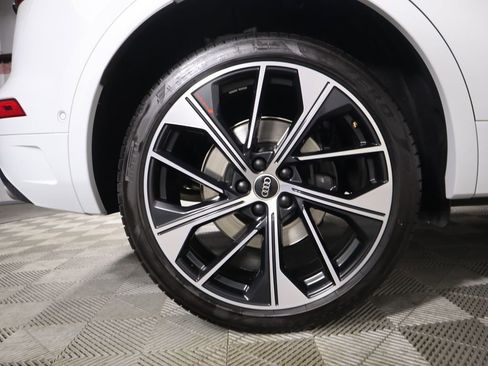 Certified 2023 Audi SQ5 Prestige w/ Prestige Package image 34