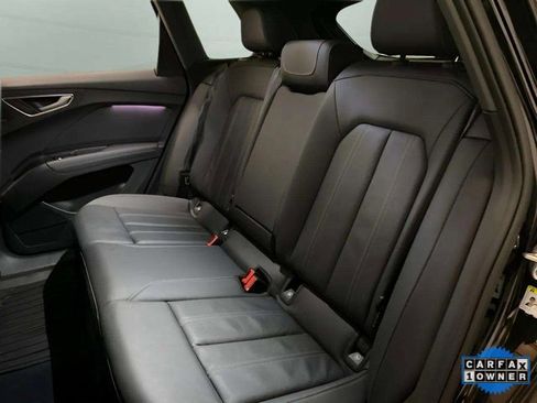 Used 2023 Audi Q4 e-tron Premium Plus w/ Premium Plus image 75