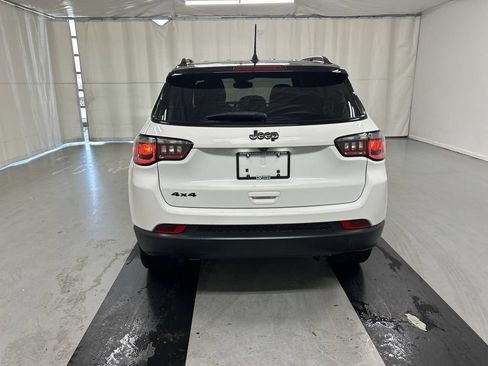 Used 2023 Jeep Compass Latitude w/ Convenience Group AWD/4WD image 20