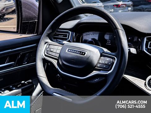 Used 2022 Jeep Wagoneer Series II w/ Premium Group I AWD/4WD image 23