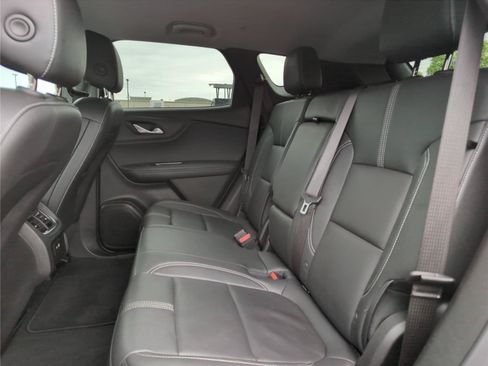 Used 2023 Chevrolet Blazer LT AWD/4WD image 36