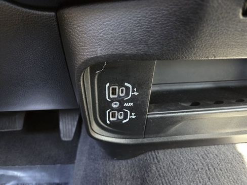 Used 2024 RAM 2500 Big Horn w/ Bed Utility Group image 14