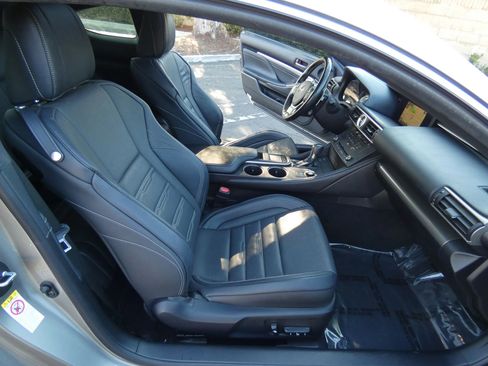 Used 2017 Lexus RC 200t image 31