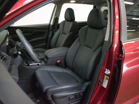 Used 2025 Subaru Ascent Bronze Edition AWD/4WD image 19