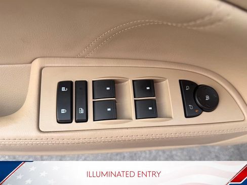 Used 2009 Buick Lucerne CXL w/ Driver Confidence Package FWD image 13
