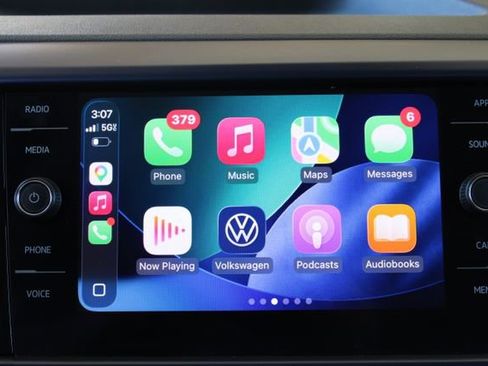 Used 2023 Volkswagen Taos SE image 24