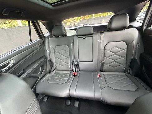 New 2026 Volkswagen Atlas Cross Sport SE AWD/4WD image 35
