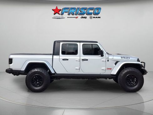 Used 2023 Jeep Gladiator Sport AWD/4WD image 8