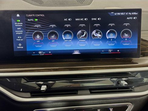 Used 2023 BMW X7 xDrive40i AWD/4WD image 23