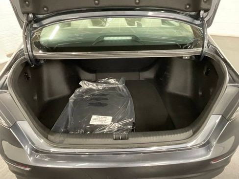 Used 2025 Honda Accord LX image 8