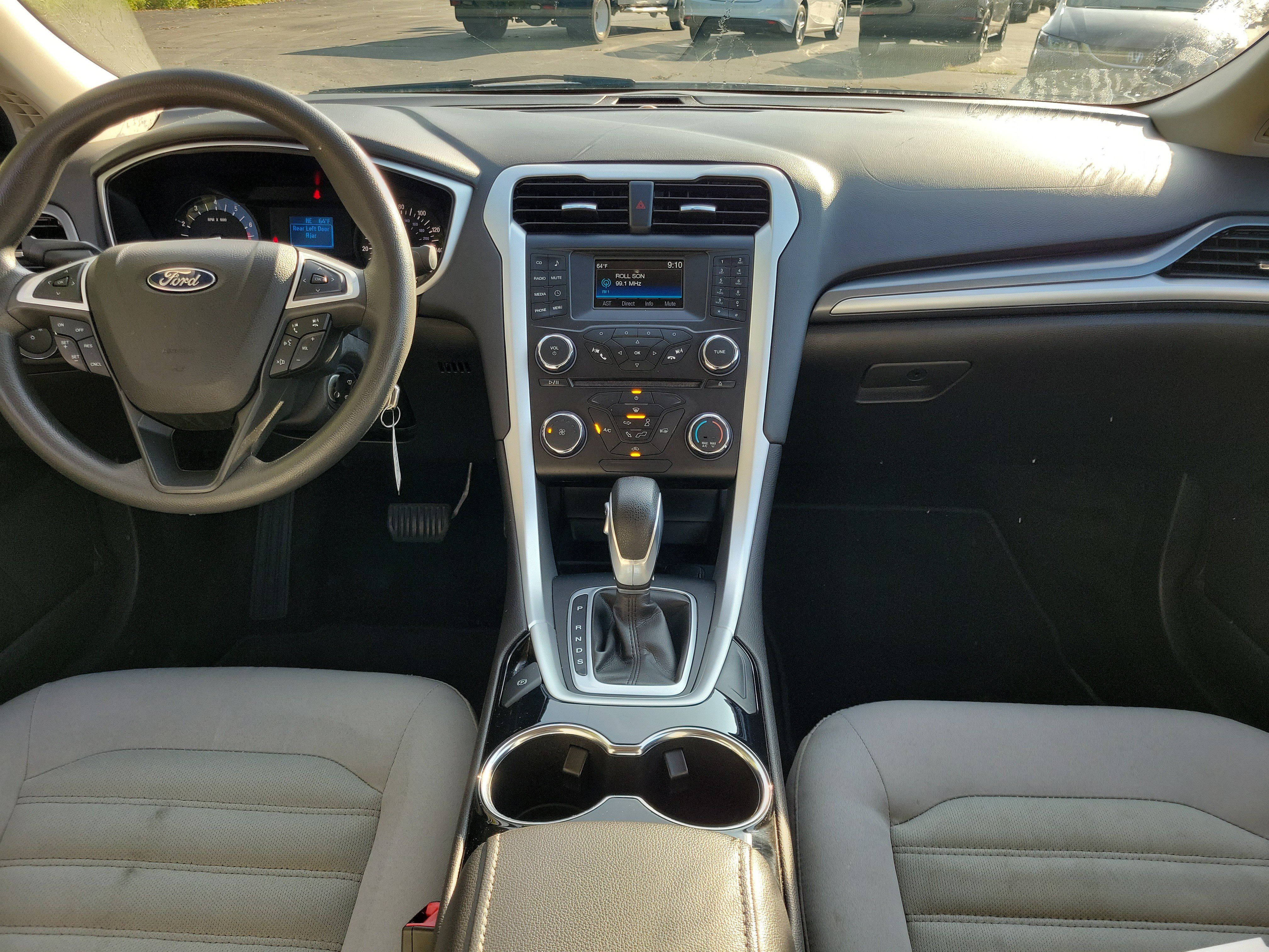 Used 2015 Ford Fusion S FWD image 9