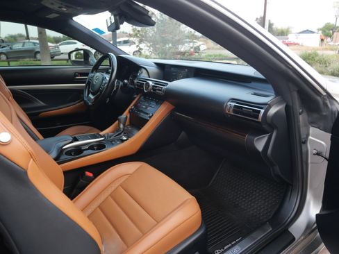 Used 2021 Lexus RC 350 w/ Premium Package image 10