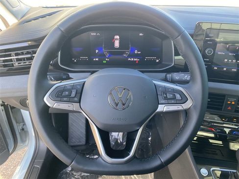 New 2025 Volkswagen Jetta SE image 19