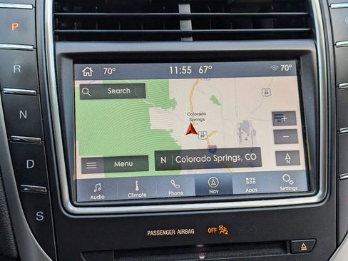 Used 2020 Lincoln Nautilus Reserve w/ Equipment Group 202A image 17