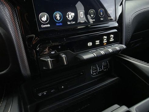 Used 2019 RAM 2500 Limited image 20