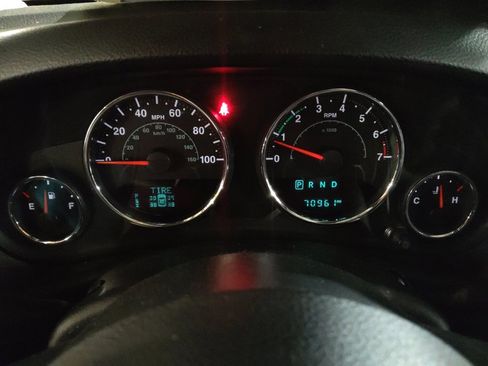 Used 2017 Jeep Wrangler Unlimited Sport image 23