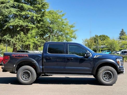 Used 2025 Ford F150 Raptor AWD/4WD image 6