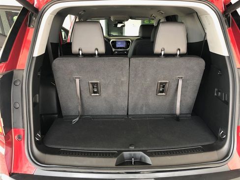 Used 2023 GMC Acadia SLT w/ Technology Package image 11