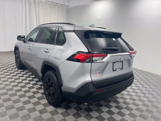 Used 2019 Toyota RAV4 LE w/ Carpet Mat Package AWD/4WD image 6