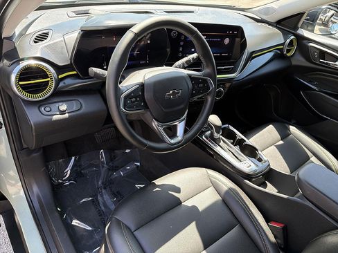 Used 2025 Chevrolet Trax ACTIV w/ Driver Confidence Package FWD image 9