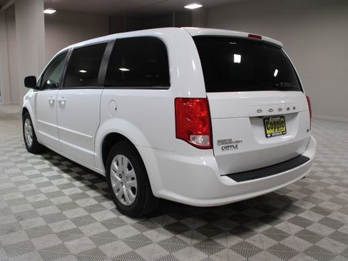 Used 2017 Dodge Grand Caravan SE w/ Power Window Group FWD image 9