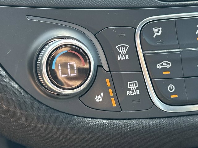 Used 2023 Chevrolet Malibu LT FWD image 26