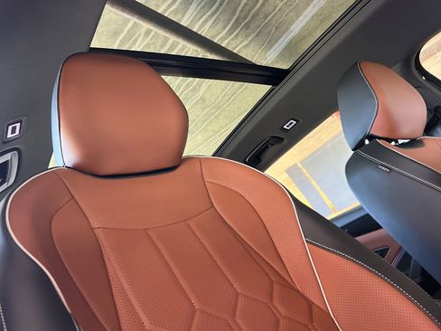 New 2026 Volkswagen Tiguan SEL R-Line AWD/4WD image 17