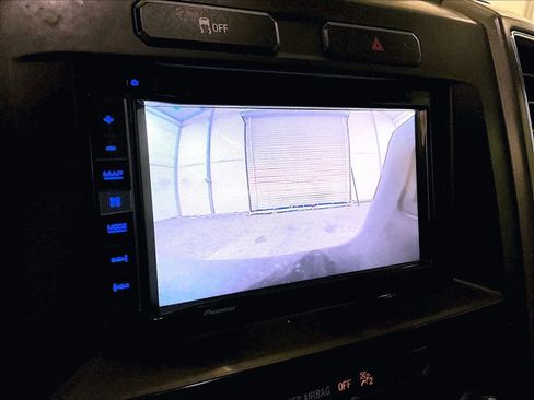 Used 2016 Ford F150 XLT image 21