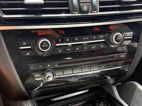 Used 2019 BMW X6 sDrive35i RWD image 9