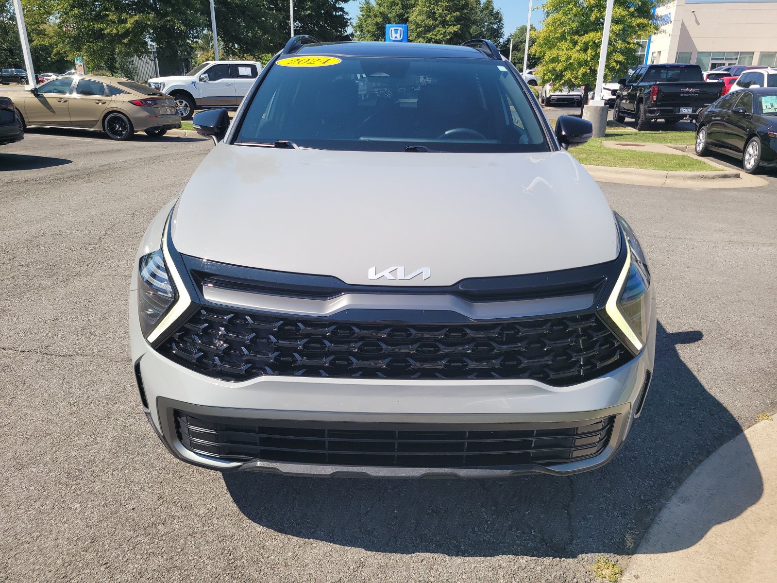 Used 2024 Kia Sportage X-Line w/ X-Line Premium Package AWD/4WD image 8