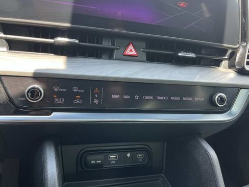 Used 2023 Kia Sportage X-Line w/ X-Line Premium Package AWD/4WD image 43