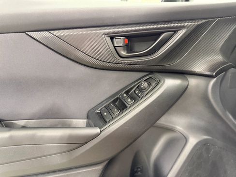 Used 2019 Subaru Crosstrek 2.0i Premium image 12