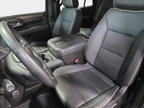 Used 2023 Chevrolet Tahoe Premier AWD/4WD image 15
