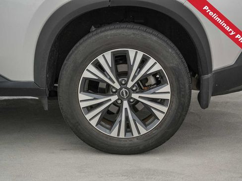 Used 2023 Nissan Rogue SV w/ SV Premium B Package FWD image 7
