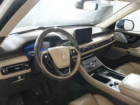 Used 2021 Lincoln Aviator Grand Touring w/ Equipment Group 302A image 12