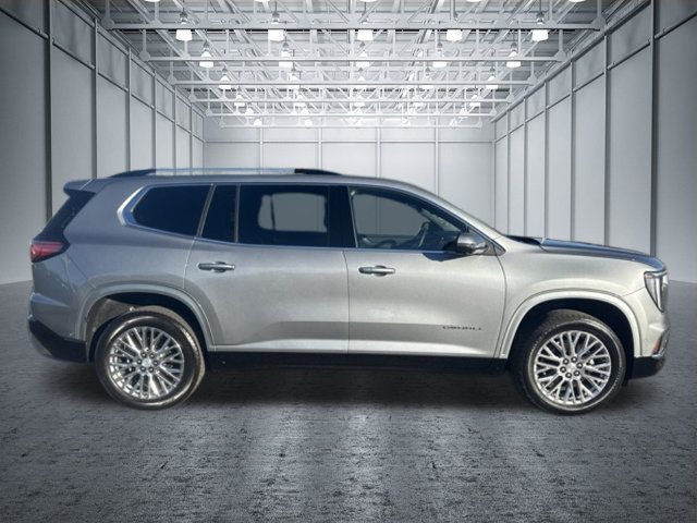 Used 2024 GMC Acadia Denali w/ Super Cruise Package FWD image 6