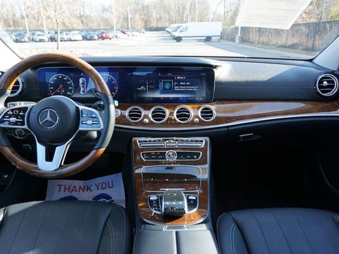 Used 2020 Mercedes-Benz E 350 Sedan image 17